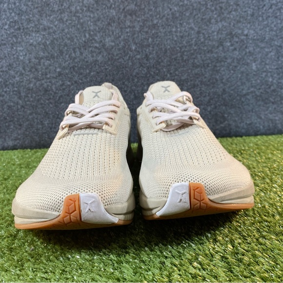 Flux footwear Women's Cream Sneakers - Picture 2 of 16